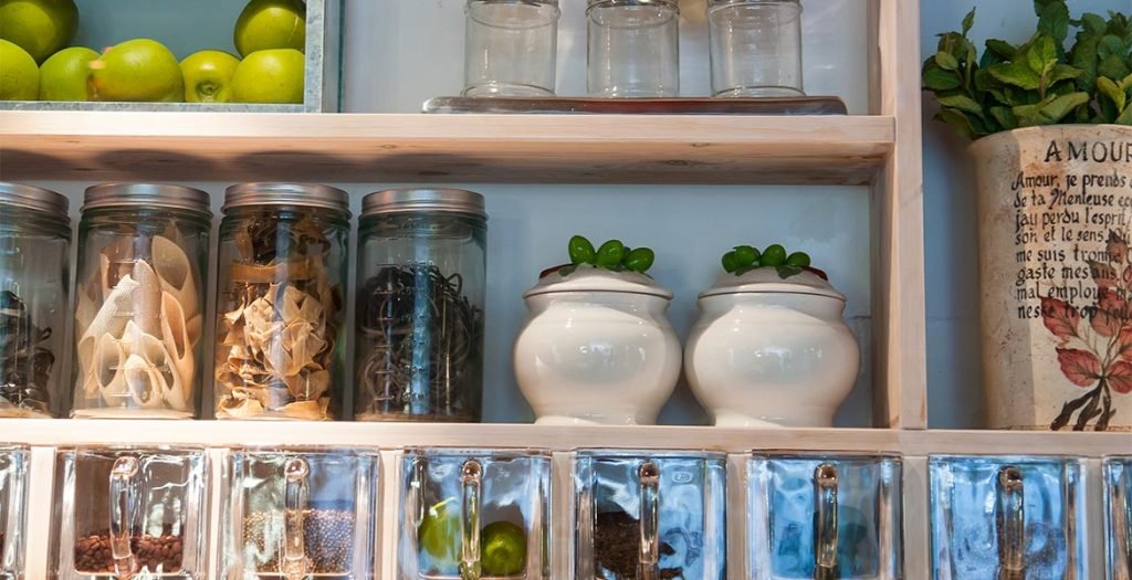 organization cleaning